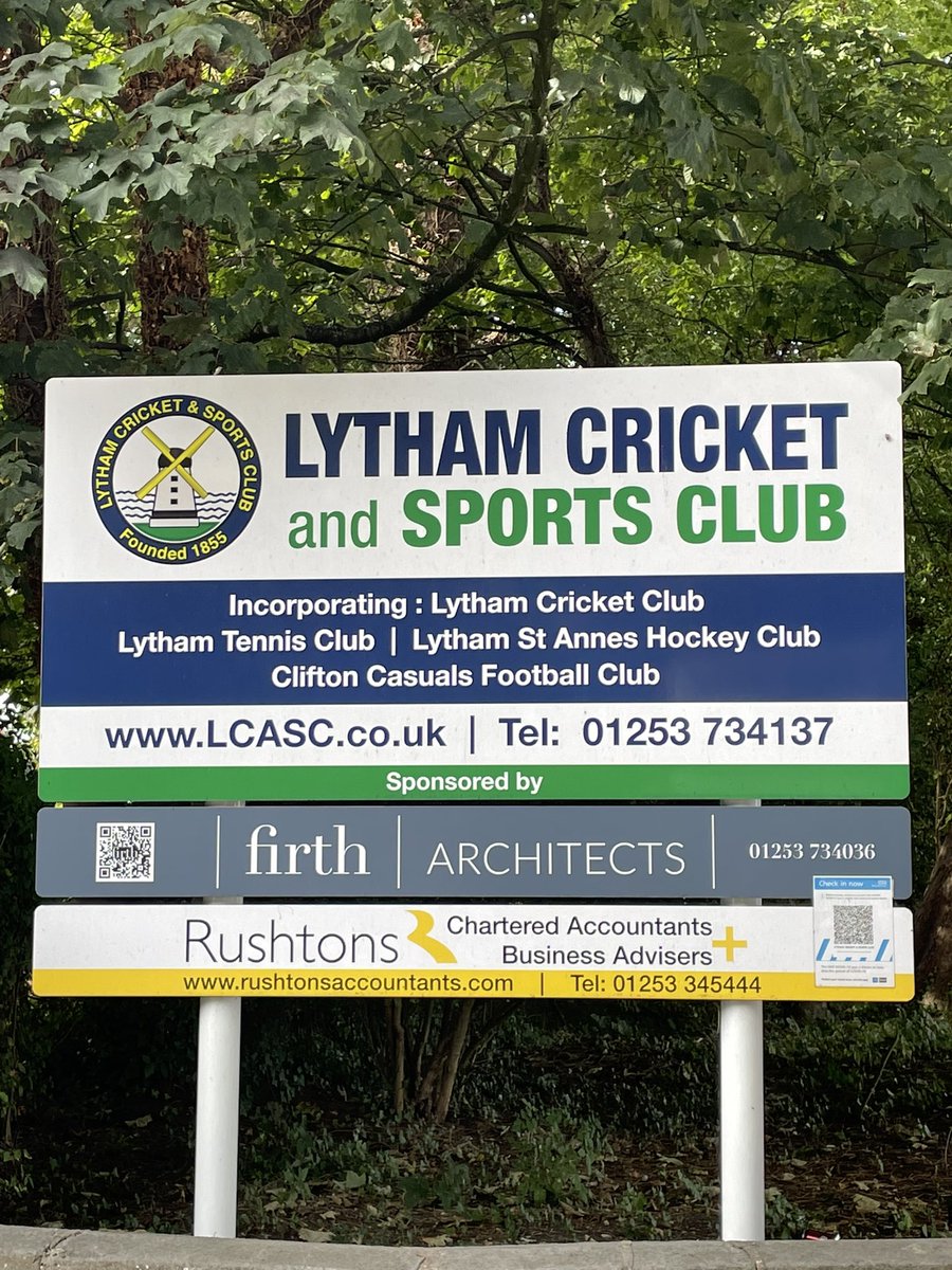 LythamTennis's tweet photo. The Dome is back #ourbubble many thanks to @covairdomes for providing and erecting in just 3 hours #letitrain a great facility for club members in the winter 🎾🎾🎾 https://t.co/gBwZCQC6bJ