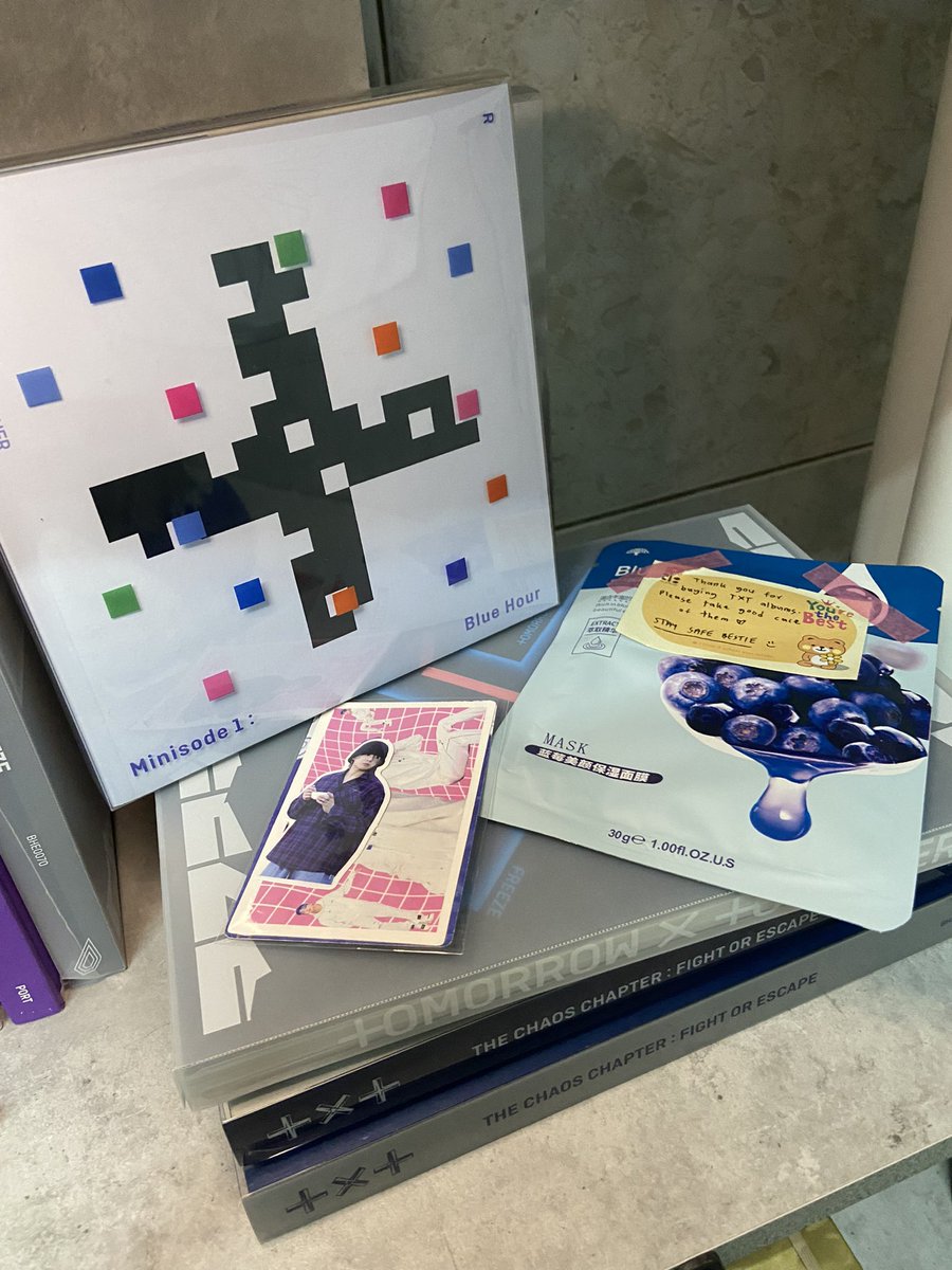 kinomukiyowo's tweet photo. #moabytogetherfeedback @moabytogether 

[JANI] First nak beli satu album je sekali terborong album-album lain 😂 Thank you for the albums bestie 😍. Nicely packaged and freebies so cute ✨ Also, a very responsive and understanding seller 🥺🥰 https://t.co/3dhEExDQUt