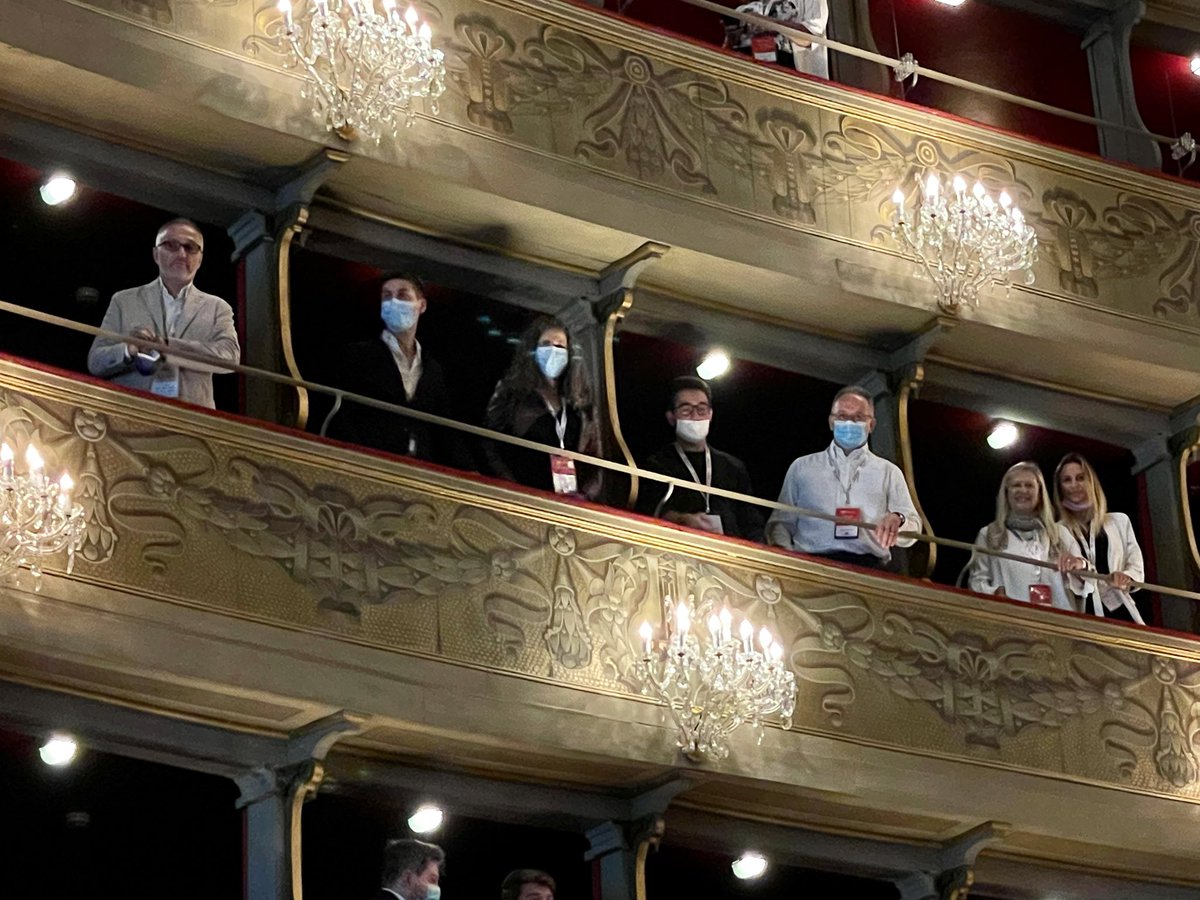 Oggi siamo al Teatro Donizzetti per #TEDxBergamo! Felici di essere qui e onorati di essere Support Partner di questo incredibile evento, che si dimostra ricco di visioni e fonte di spunti interessanti sugli ingredienti di questa #RICETTAFUTURO! <a href="/GvVisca/">visca</a>   #entusiasmo #impatto