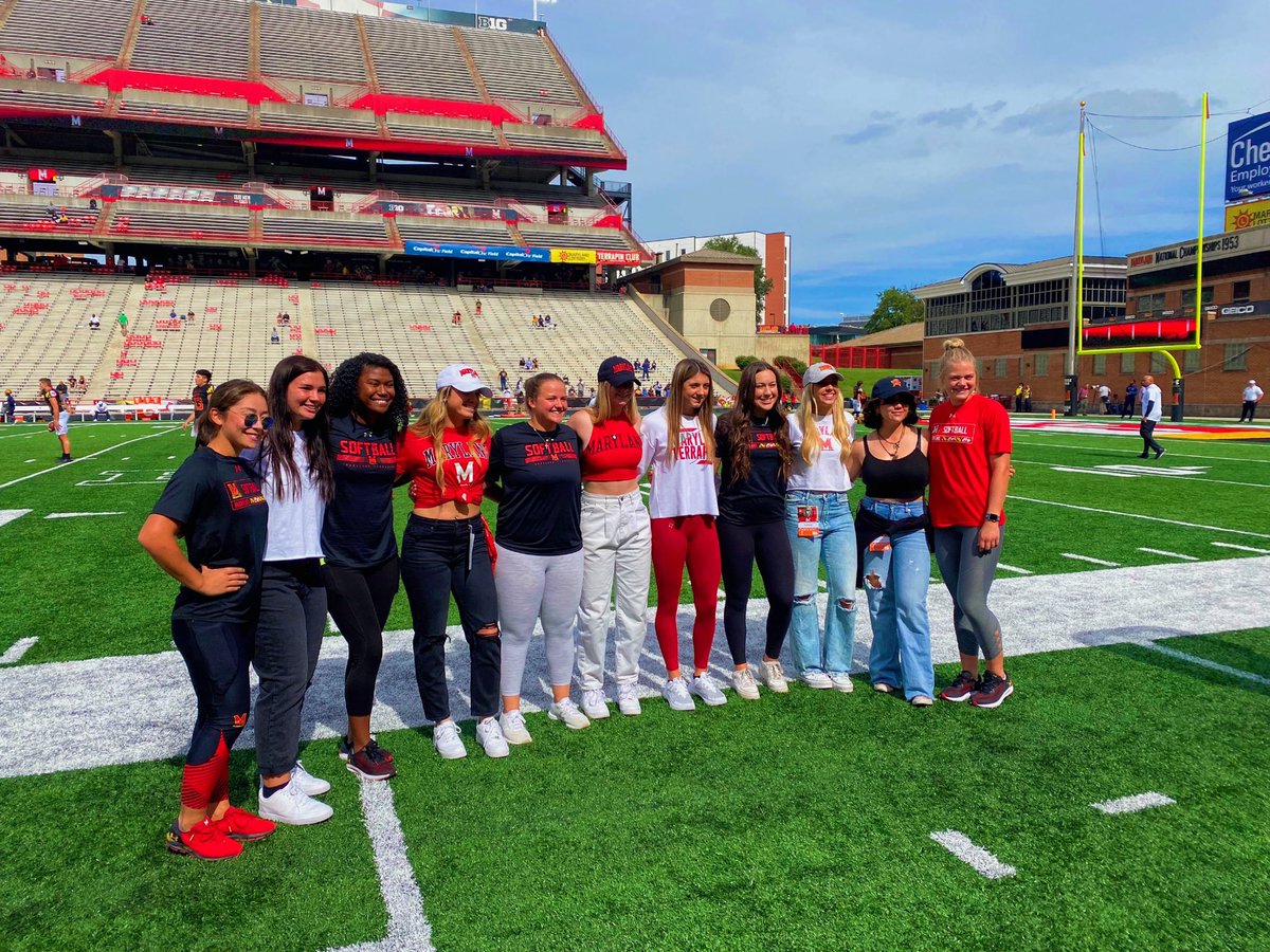sydney_lewis8's tweet photo. thank you so much to the entire coaching staff at Maryland for giving me such an amazing official visit this weekend, i couldn’t be more thankful. i had so much fun hanging out with my future teammates, and i am so excited to see what’s in store for us! ❤️🐢 https://t.co/gQS3lzCEgv