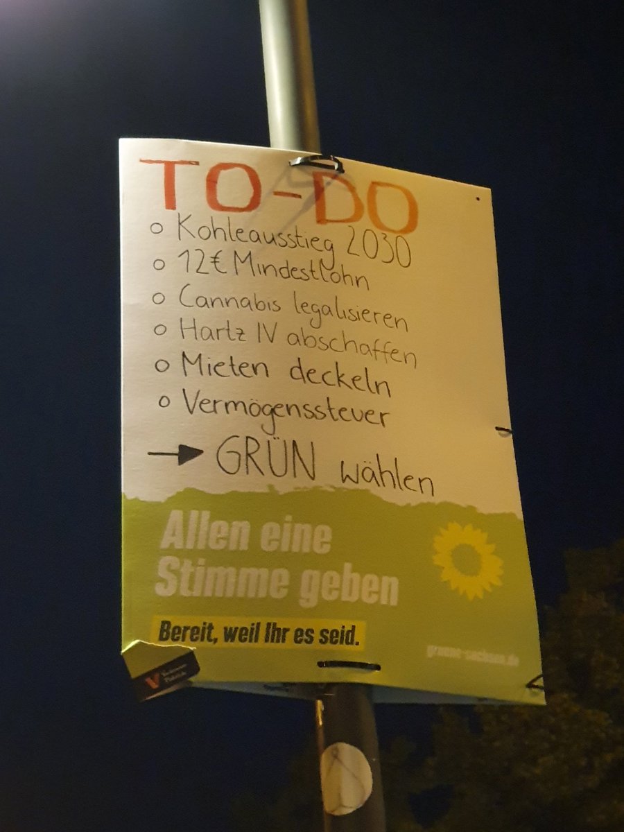 bauer_linus's tweet photo. Nochmal ein Reminder, worum es heute geht: Kohleausstieg 2030 ⚫, 12€ Mindestlohn 💶, Cannabislegalisierung 🍁, Hartz4 ersetzen 🤝, Mietendeckel 🏡, Vermögenssteuer 🤑.
Und um noch viel mehr!
Darum: GRÜN wählen! 🗳🌎
#btw21 #btw21le https://t.co/5Sm3pl4OGZ