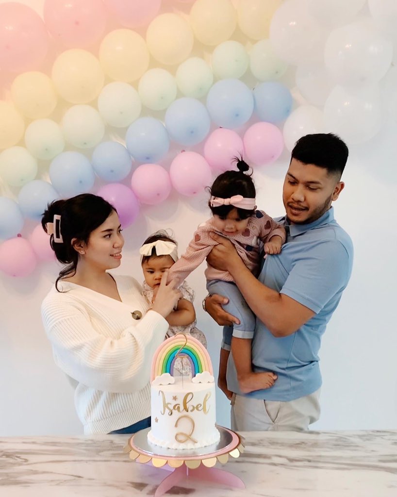 nadiazakariaa's tweet image. 🌈🤍 #naraisabel #turntwo