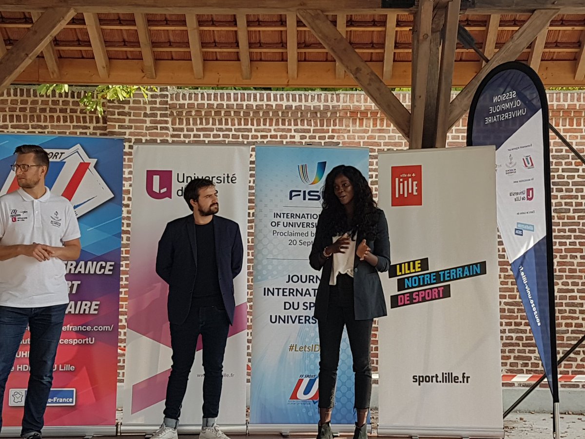 terrien_valerie's tweet image. #SOU2021 #LestIDUS Une matinée sportive et culturelle pour les étudiants afin d&apos;inaugurer &quot;Les chemins de la forme&quot; @lillefrance : un parcours sportif connecté pour découvrir la ville associé à un quiz autour de l&apos;exposition &quot;Jeux antiques, Jeux modernes&quot; #ANOF @FranceOlympique