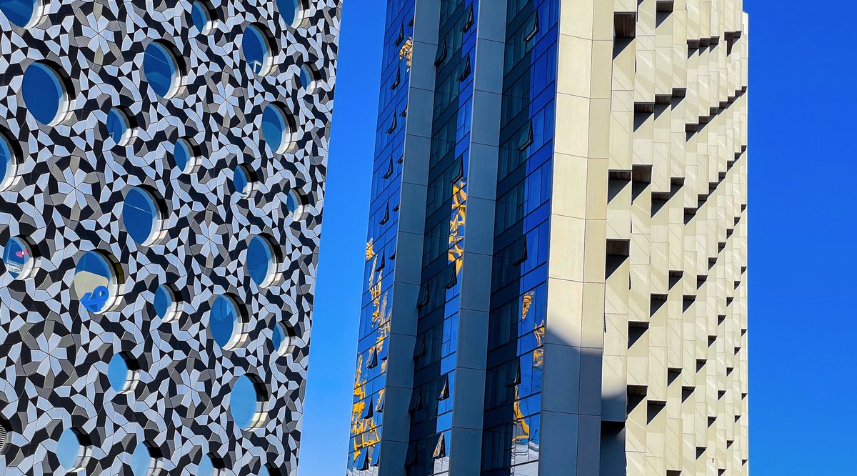 TimDesigner's tweet image. #designdistrict #theo2arena #o2arena #theo2 #thedome #millenniumdome #peninsulasquare #greenwichpeninsula #greenwich #london #design #architecture @TheO2 @ThePeninsulist @visitlondon