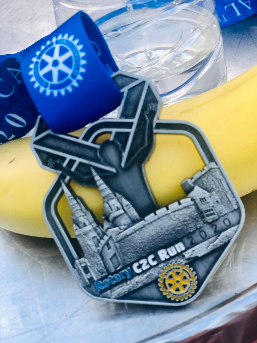 Cathedral to Castle 🏰 10 mile race 🏅18 weeks training almost complete. Next week Loch Ness Marathon 😬🏃‍♀️ <a href="/GoTeamRun/">GoTeamRunningClub</a> 🙌 justgiving.com/fundraising/Ca…