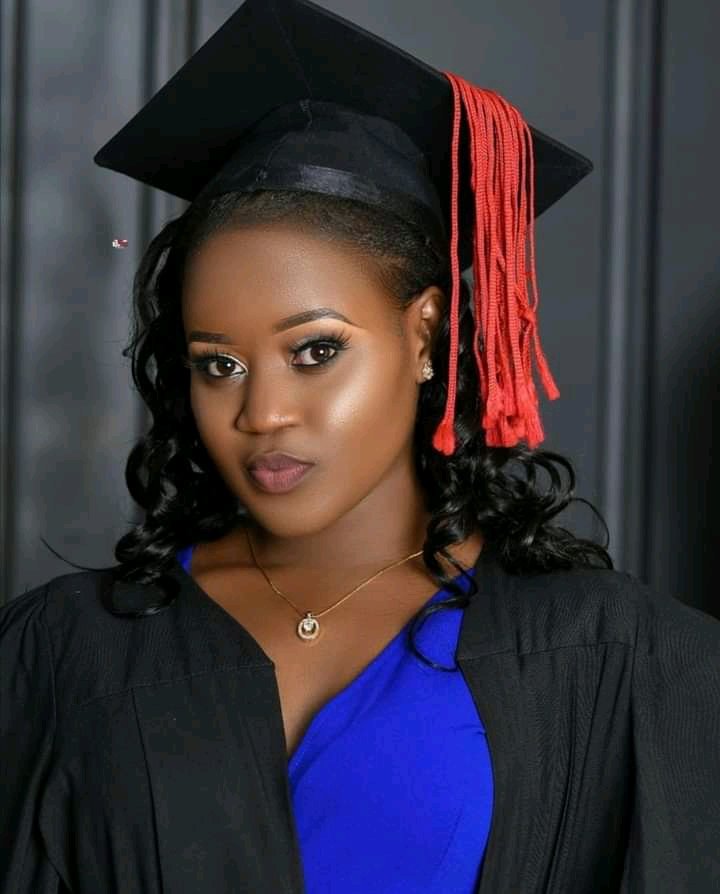 It took me time to be who I'm today....    .. lovely Sunday my people 🤸❤️