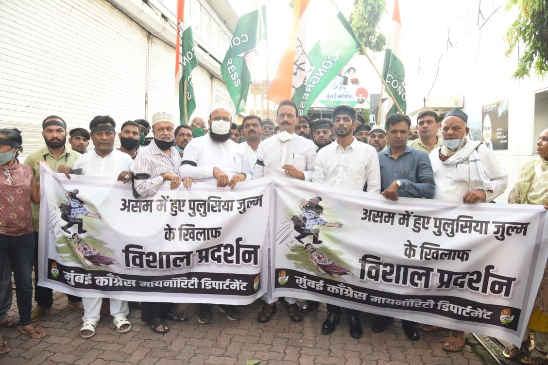 HanifKutty1's tweet photo. मुंबई कांग्रेस अध्यक्ष माननीय भाई जगताप जी की अध्यक्षता में असम पुलिस के दमन के विरोध में मुंबई कांग्रेस अल्पसंख्यक विभाग के अध्यक्ष हाजी बब्बू खान और उनकी टीम ने भी इस अवसर पर भाग लिया। https://t.co/7yl99NcVlS