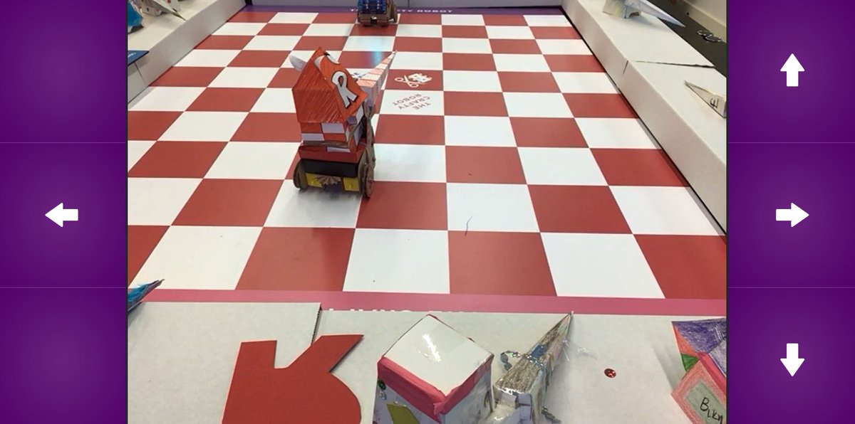 Take a cute Robo-Knight on its unicorn into battle🤖

Via the website: smarti.app/smartipresence… you can join in and control the robots <a href="/V_and_A/">V&A</a> remotely from anywhere in the world. Maybe an idea for future #boardgames?🤔
#LDF21 #digitalart