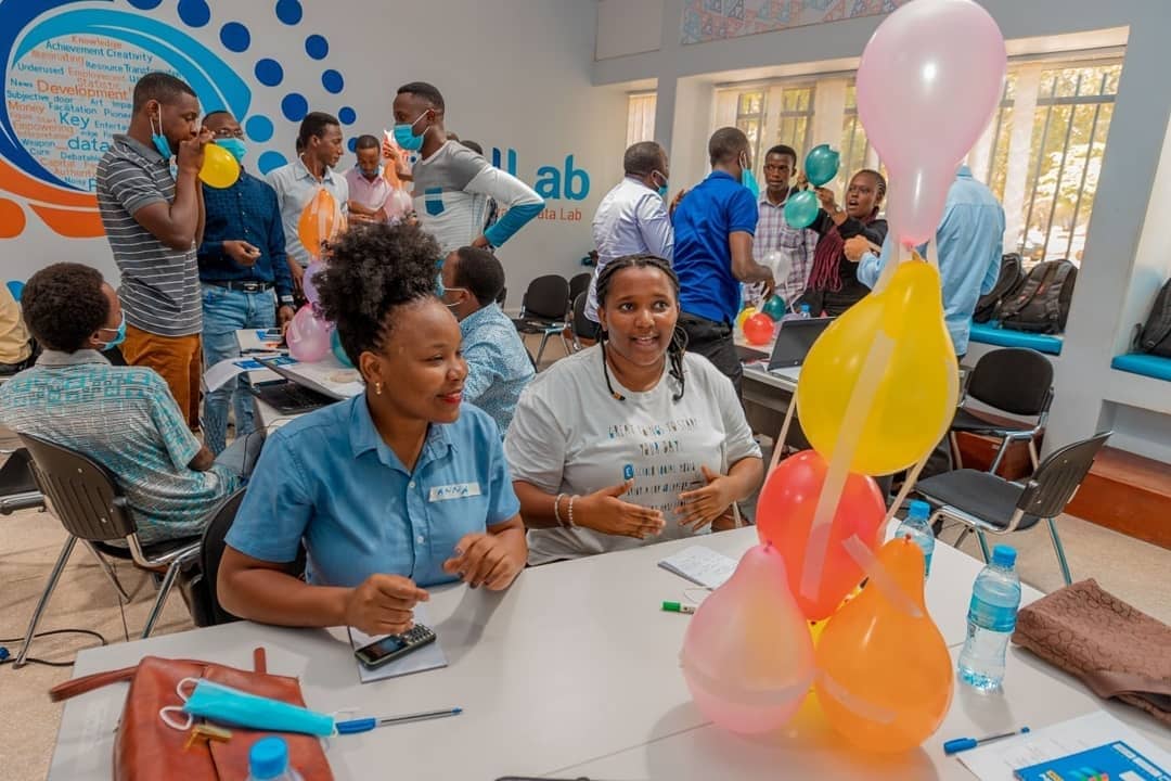 dLabTz's tweet photo. As a world class data and innovation lab, we are excited to host the @amua255 #Data4SRH Hackathon this weekend. Hackers are expected to create solutions that address data gaps in Sexual + Reproductive Health programming.
Book our space through connect@dlab.or.tz
#dLabTz https://t.co/qR9n6qvSvw