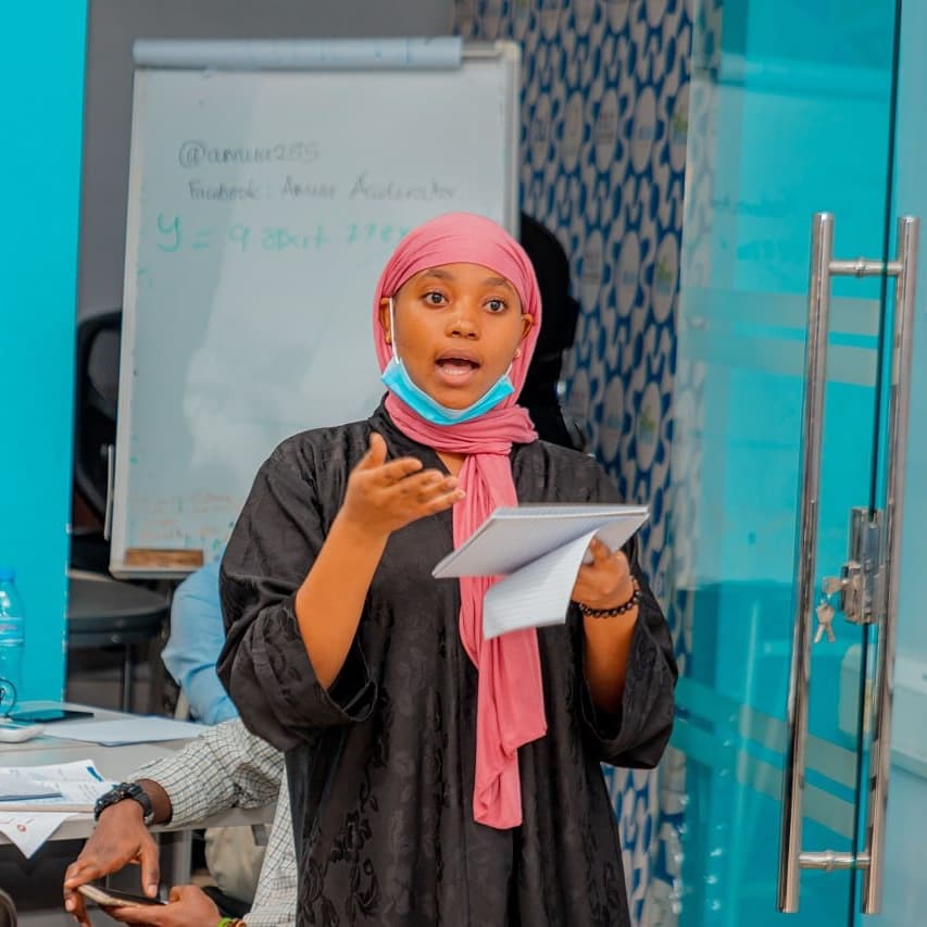 amua255's tweet photo. Day I of the #SRHDataHackathon ended with a pitch and feedback session that left our hackers informed and motivated to iterate and improve their innovations. We can't wait to see day II outcomes.
#Innovate4Data #data4srh
@UNFPATanzania @VenturesSahara https://t.co/E5xKYo4UVP