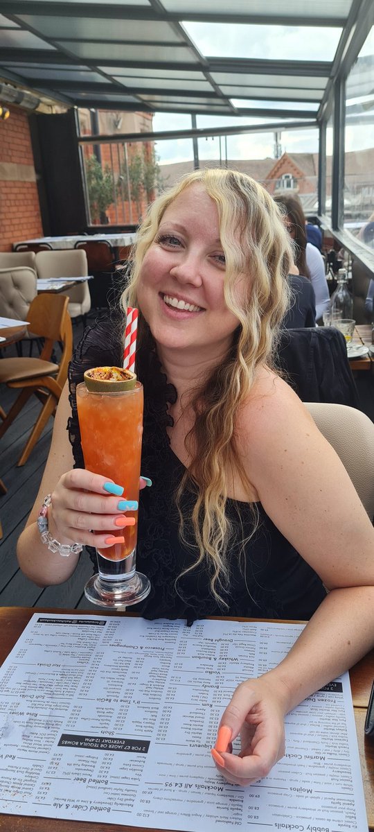 0052MEL's tweet photo. It escalated pretty quickly ๐๐น๐ธ#cocktails #drinks #mortaled https://t.co/71zVHjht0I