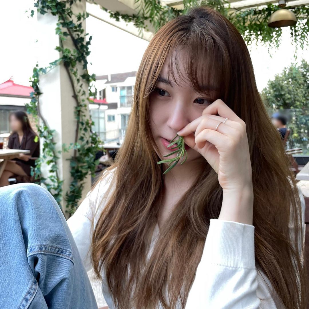 chaeyeonfiles's tweet photo. 210926 instagram update https://t.co/sLsMOLnOSs