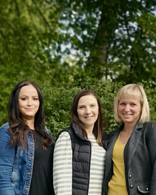 #urscare - Wir lieben Vielfalt!
 
Das sind unsere Wundfeen Anja, Mandy und Stephanie.
Wundexpertinnen, Netzwerkpartner, Teamplayer, Ideengeber, Mitgestalter, Mamas &amp; Familienmanager 
Danke für Eure Leidenschaft &amp; Spirit in unserer gemeinsamen täglichen Arbeit.
#urspower