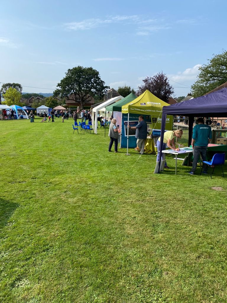 HaslemereSja's tweet photo. We have two @stjohnambulance volunteers out at the #Milland Great Big Green Week Event today providing first aid cover. #StJohnPeople https://t.co/VWOZCgokkd