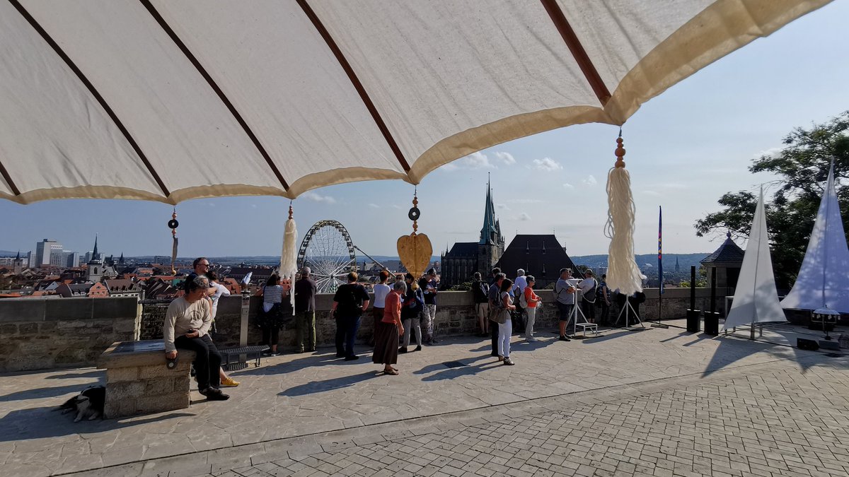 AchavaFest's tweet photo. #Musik #Spiel & #Spaß für die ganze #Familie:
Noch bis zum späten Nachmittag auf dem #Petersberg in #Erfurt:
Das #ACHAVA #Straßenfest beim #Laubhüttenfest.
Eintritt frei! https://t.co/ftmOKUCP00