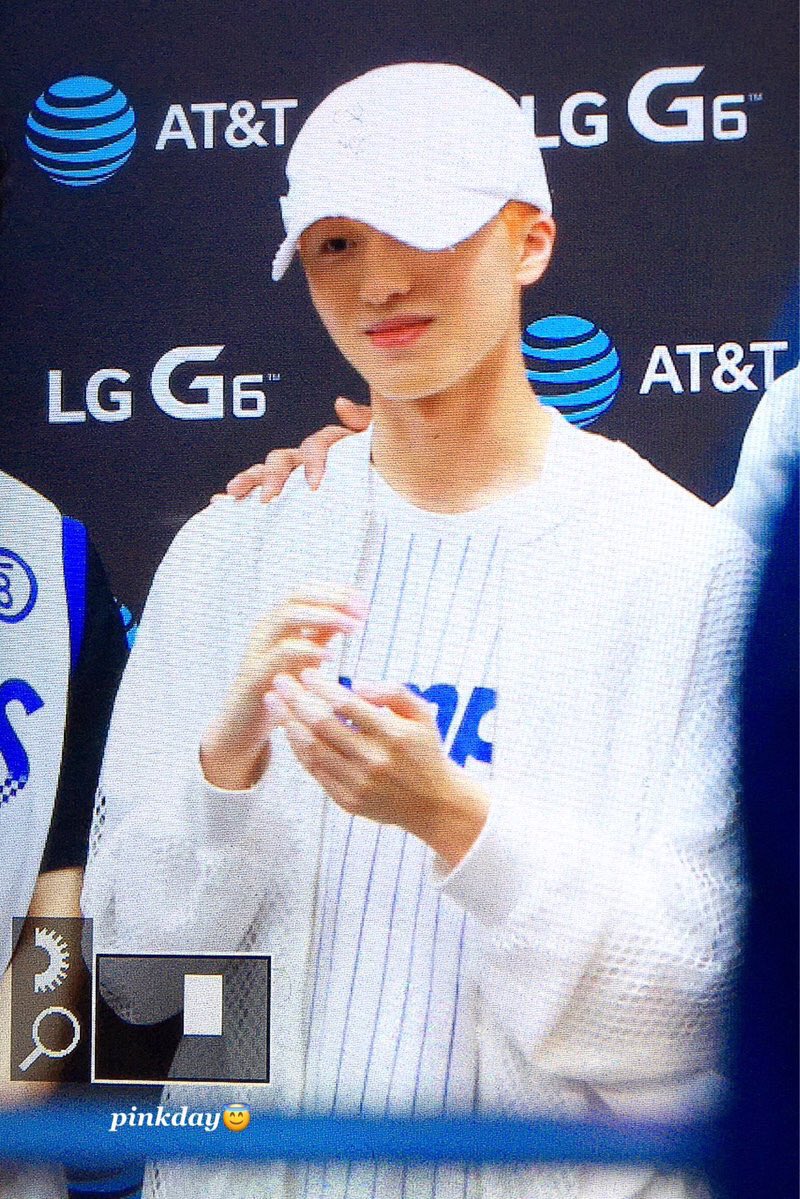 ♡ hour 243 of chani ♡

#찬희 #CHANI #SF9                                                                                                                                                                                                                                  <a href="/SF9official/">SF9official</a>