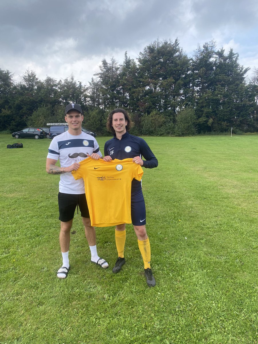 Solid performance from the boys today sees us beat <a href="/ReigateRobots/">Reigate Robots</a> 4-2 after going 1-0 down. Goals from <a href="/BenSeymour13/">Ben Seymour</a> x2 &amp; <a href="/FreemanJonno/">Jon</a> x2 ⚽️⚽️ good to have them both back 🙌🏻 MOTM #JF23