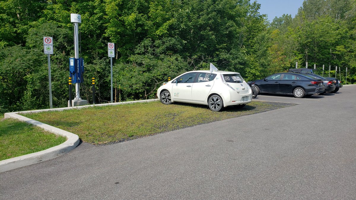 jfleblancca's tweet photo. Accomplissements #5
Aménagement du Parc du Lac-Beauchamp.

Beaucoup d'efforts et d'argent ont été investis dans ce parc durant mon mandat. L'oxygénation du lac grâce à un concept de puits artésiens une solution unique et innovante, dont je suis très fier!Et la borne électrique https://t.co/l5jyXWFeq0
