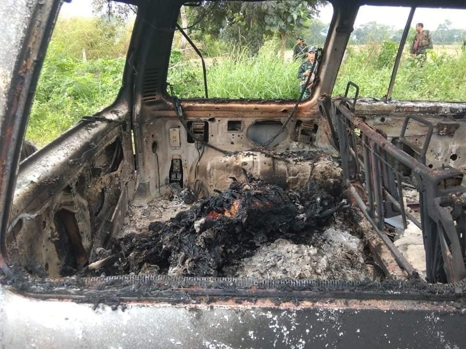 #Sept26Coup Demoso, Kayah State

INTENSE FIGHTING

SAC has been firing heavy artillery since 6 am this morning. Calm after 2pm. Yesterday they burnt this car👇 with a civilian inside, and they burnt several houses. 

From: Khit Thit. #WhatsHappeningInMyanmar
