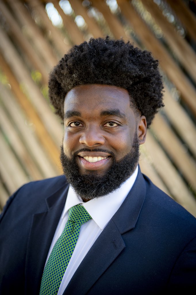drrussellledet's tweet photo. Coming from where I come from, this doesn't seem real, but here we are. 

Applying to #tripleboard and  #psychiatry residency🙌🏿

 #match2022 #MedTwitter https://t.co/Mcl1LCD6pM