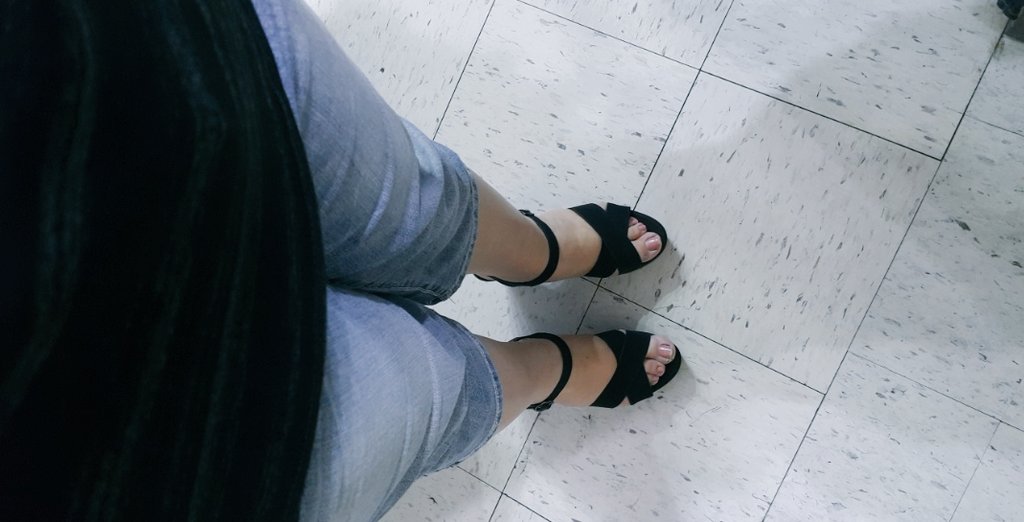iN3ha_'s tweet photo. #ShoesTwitter #SandalsTwitter https://t.co/EWiNcOBDa7