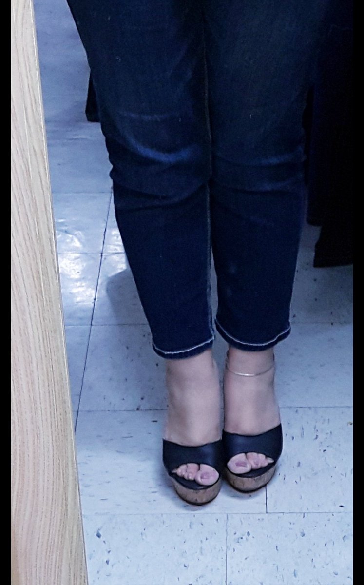 iN3ha_'s tweet photo. #ShoesTwitter #SandalsTwitter https://t.co/EWiNcOBDa7