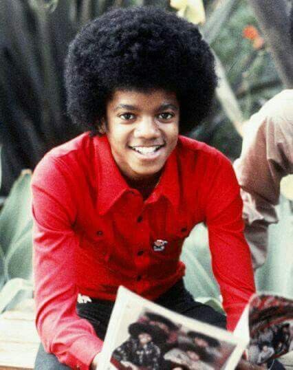 michael's smile :) (@jacksonssmiie) on Twitter photo 