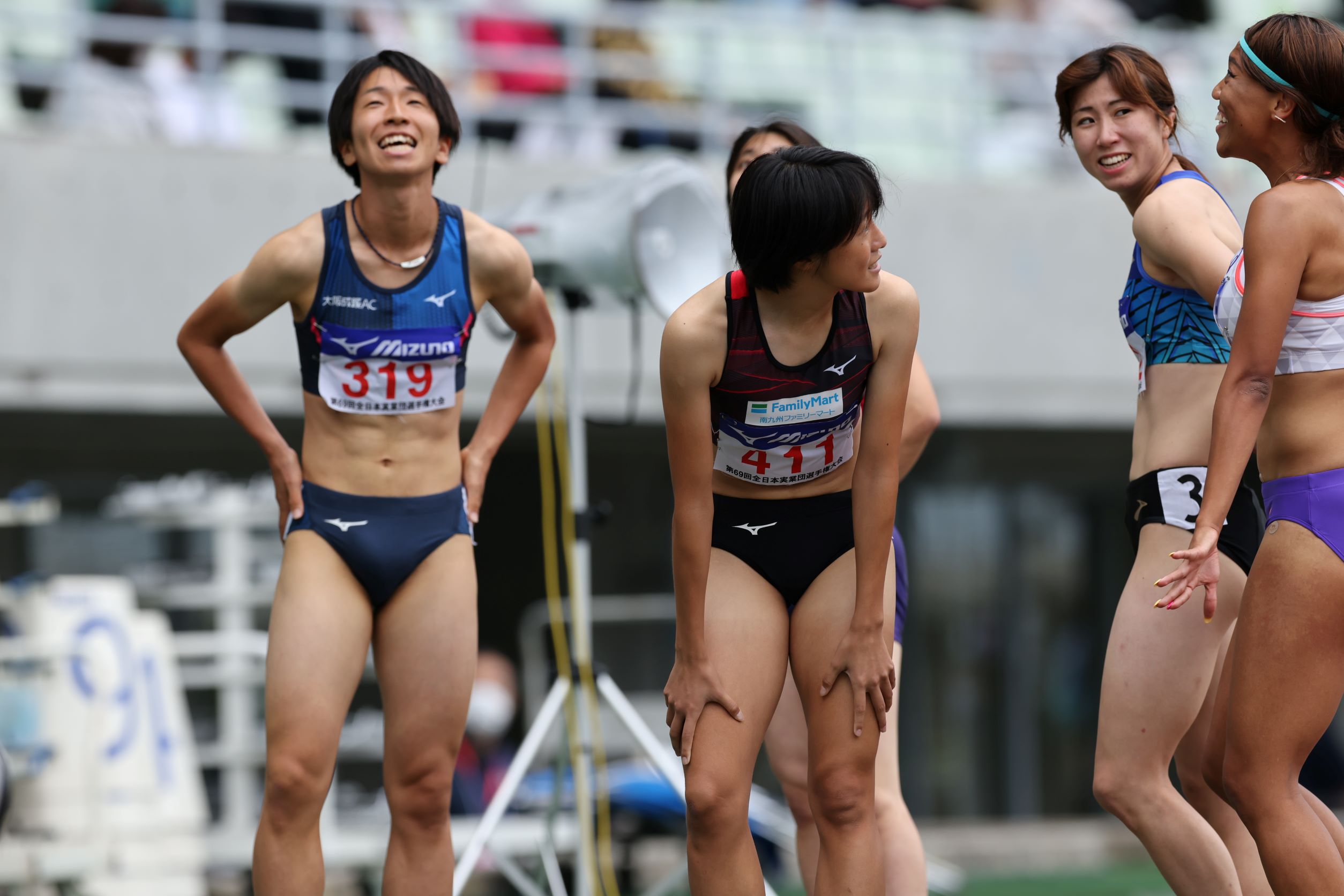 セレスポ女子陸上   / X