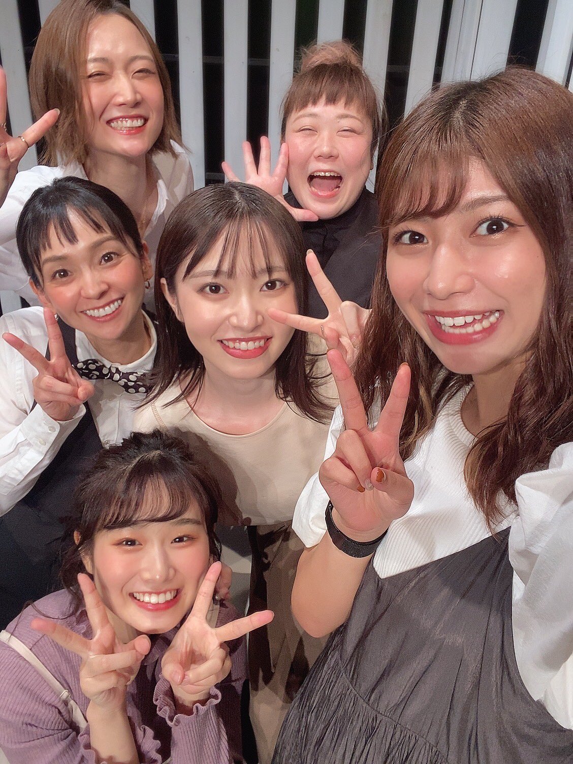 井上恵津子 舞台コイカリ5 無事終わりました お越しいただいた皆様 配信をご覧いただいた皆様 本当にありがとうございました メンバーのみんなに会えなくなると思うと なんだか寂しいです これから日常に戻ります 中島家チャンネル 生