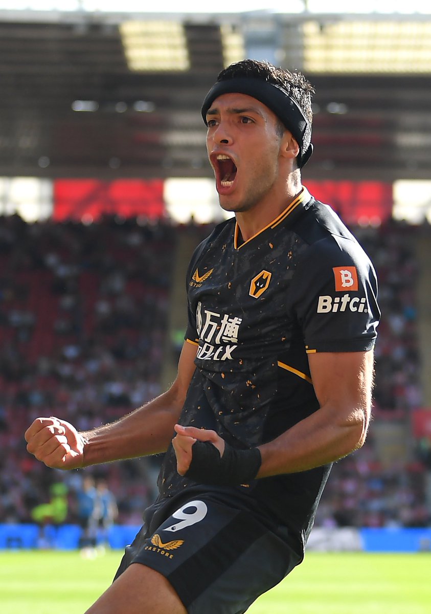 FOXSoccer's tweet photo. Raúl Jiménez scores his first goal for Wolves since October 2020 🐺💪🏼 https://t.co/vULHnvGFnM