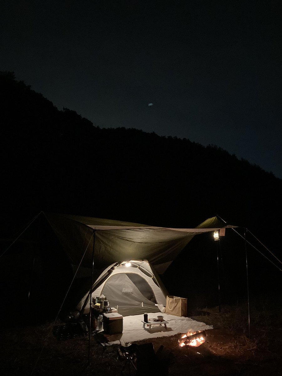 nonbeeeee197577's tweet photo. 先週末のソロキャン楽しかったなぁ〜
ボーッとしていただけ😅
#akutamicamp  #ソロキャンプ 
来週末のソロキャンをどうしようかと考え中🤔
⛰→♨️→🍺🍷🍶だな！ https://t.co/csiPijTN44