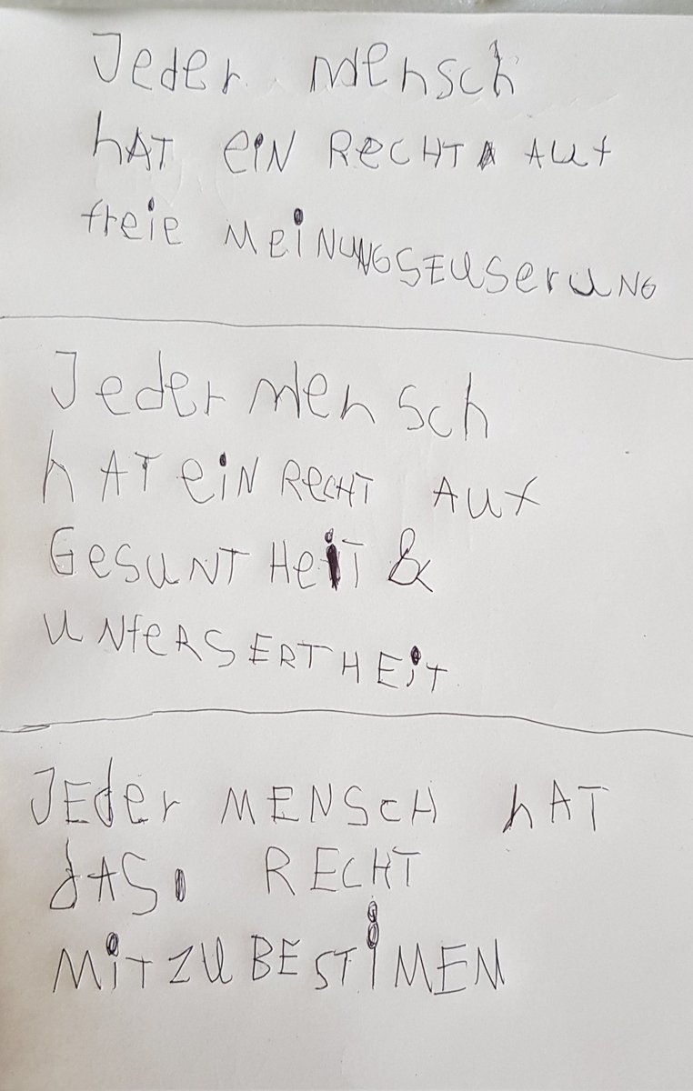 Gestern habe ich meinem Sohn von Kinderrechten erzählt. Heute schreibt er - wie er sagt - seine eigenen Gesetze auf.

In diesem Sinne: Nutzt euer Recht und geht wählen! ❤