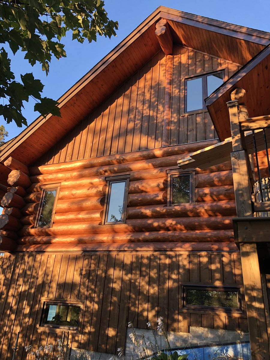 HuntHandi's tweet image. Log home restoration in progress