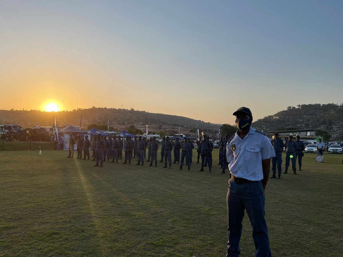 SAPoliceService's tweet photo. #sapsHQ #SAPS #CountryInBlue operational concpet kicks off on a high note in all nine provinces #PoliceVisibility ME
https://t.co/PudyB3JOrF https://t.co/Q82YPABphF