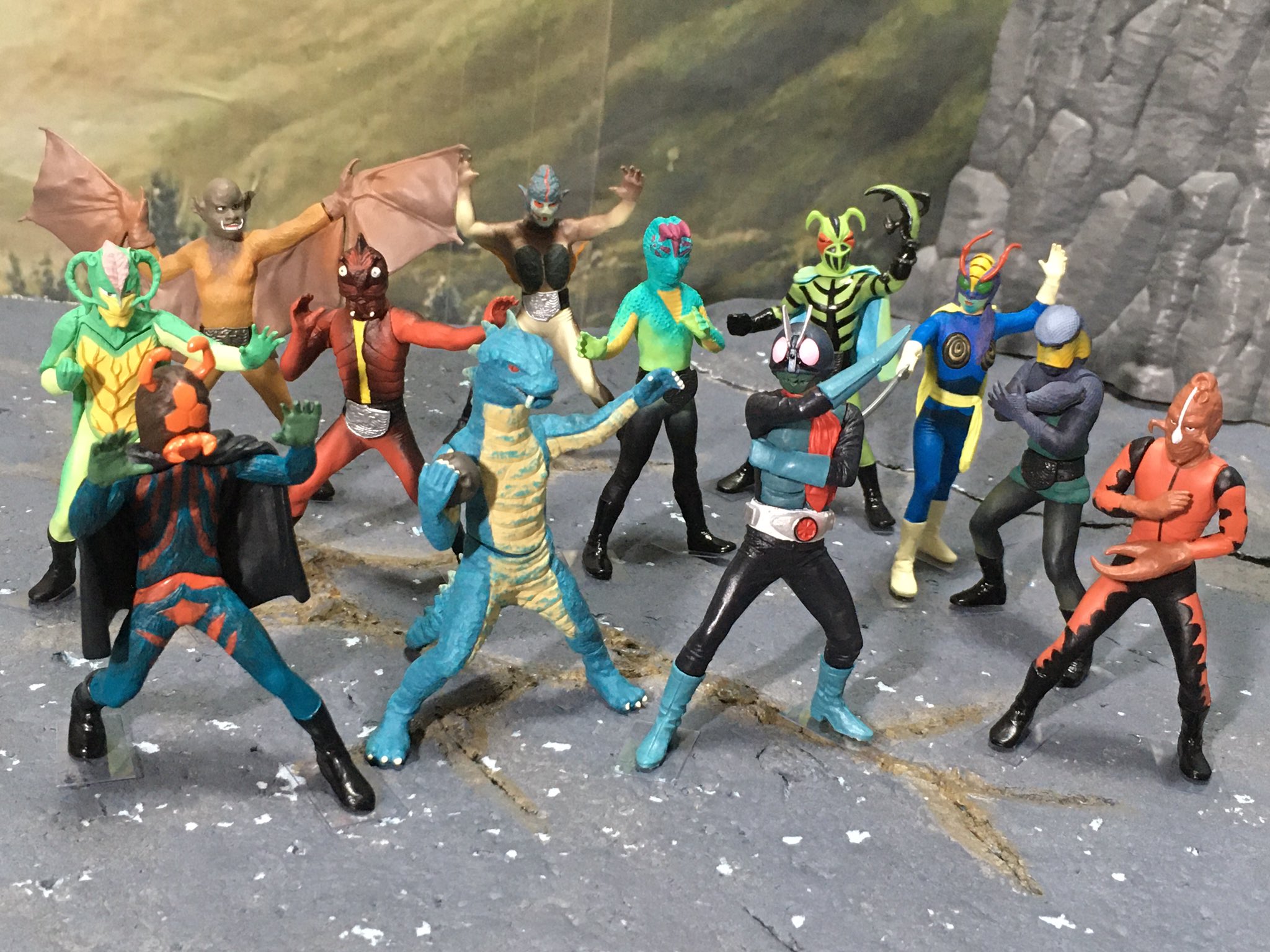仮面ライダー　ショッカー　サソリ男　かまきり男 サラセニアン　カメレオン　4点 Yahoo!オークション - 仮面ライダー3 怪人さそり男編 全6種