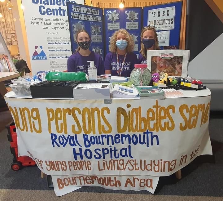 Fantastic day at Bournemouth Uni Freshers’ Fayre. Raising awareness, offering support and meeting new people. ⁦<a href="/cocobobbin/">lindsey rouse</a>⁩ ⁦<a href="/NikkiStacey6/">Nikki Stacey</a>⁩