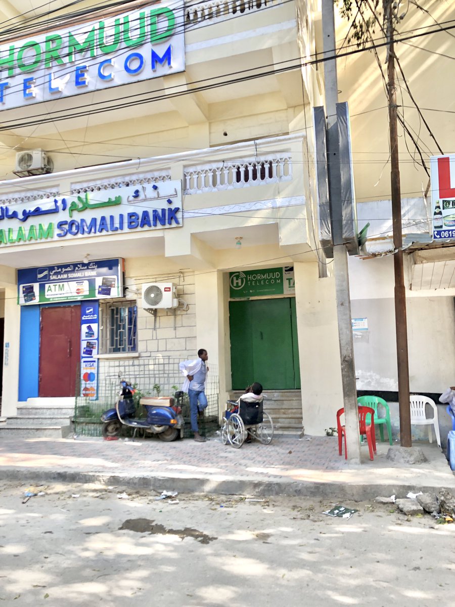 raagacade's tweet photo. No wheel chair ramp in @Hormuud laanta Xamarweyne!! @salaamsombank https://t.co/9pT2os0APg