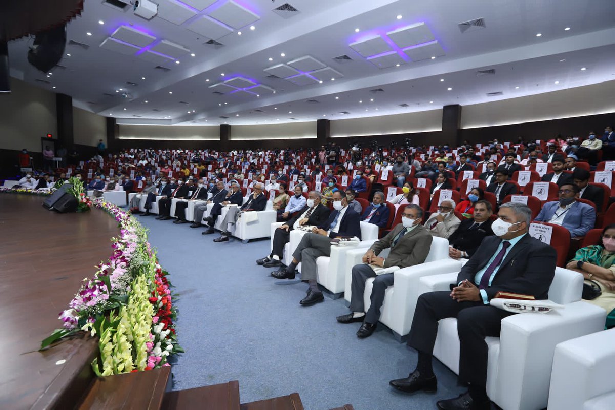CMOGuj's tweet photo. CM Shri @Bhupendrapbjp graced the inaugural function of the School of Law, Forensic Justice &amp; Policy Studies in the presence of Union Minister of Law &amp; Justice Shri @KirenRijiju and other dignitaries today at National Forensic Science University in Gandhinagar. https://t.co/rfVepAxPZz