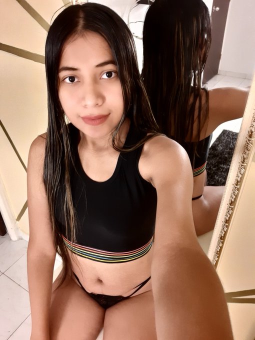 🙂🙃buenos d&iacute;as https://t.co/WiEeziMU6k<a href="/tag/latina"class="tags"><span>#latina</span></a><a href="/tag/colombia"class="tags"><span>#colombia</span></a><a href="/tag/feet"class="tags"><span>#feet</span></a><a href="/tag/modelhot"class="tags"><span>#modelhot</span></a><a href="/tag/onlyfans"class="tags"><span>#onlyfans</span></a>