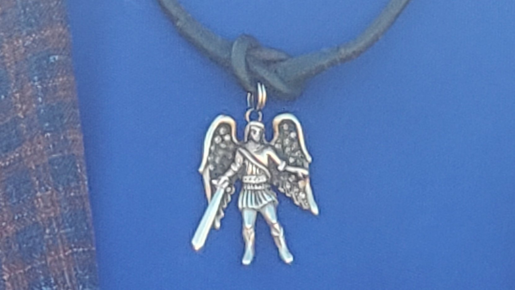 Brick Suit on Twitter "Herschel Walker is a man of faith who genuinely loves America. He will