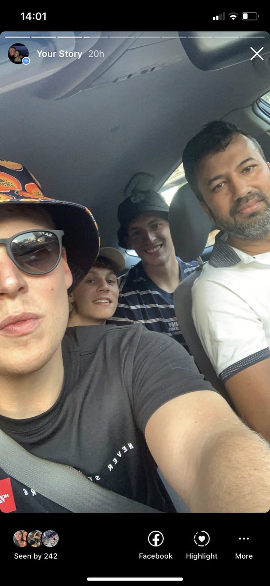 bibby789's tweet photo. Left my wallet last night in this taxi, trying to get it back 😂retweets would be appreciated, Manchester taxi and no number 👍🏻 https://t.co/uxI1r2NXge