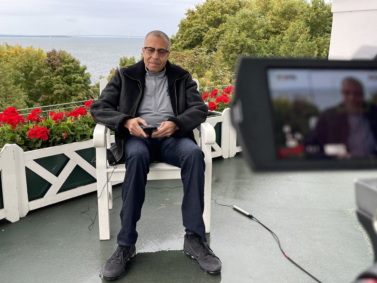 Helping @foxandfriends shoot one of their interviews this morning. @chiefjamescraig, GOP candidate for Governor of Michigan, will be live from the Grand Hotel on Mackinac Island shortly.
