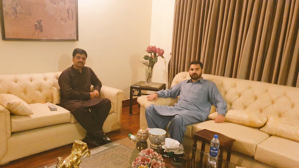 HamzaAzhrSalam's tweet photo. Delighted to host my friend @Chaudhryaftab82, one of the most hardworking and efficient members of Chief Minister Punjab, @UsmanAKBuzdar's team.
#UsmanBuzdar #ChAftab #PunjabGovt https://t.co/80DxoiCa7U
