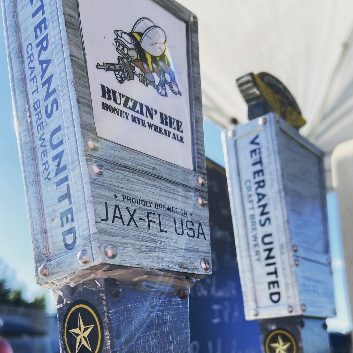 JaxCraftBeer's tweet photo. A gorgeous day at The Slab & weโre all set up-featuring @VUbrew today! @BoldCityBrigade and @TealStHooligans tailgaters- stop by and grab a beer! Go Jags!
#jaxcraftbeer #32taps #supportlocaljax #904events #stufftodoinjax #drinklocal #drinkjax #cheers #craftbeerjax #shoplocaljax https://t.co/MvZHgb3yAr