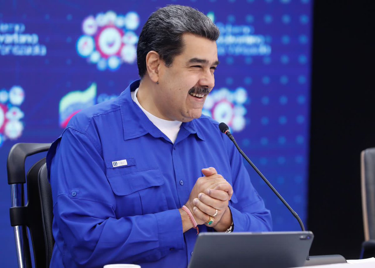 ¡Último Domingo de Septiembre! Se acerca diciembre y nos estamos preparando para que el pueblo venezolano tenga unas navidades felices. ¡Pero Ya Saben! Hay que cuidarnos de la COVID, cumplamos las medidas de bioseguridad para contener la Pandemia. ¡Feliz Día!