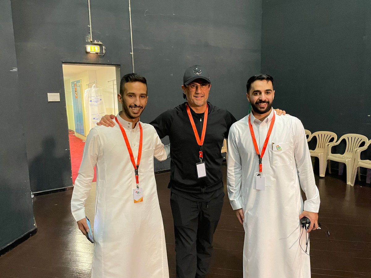 Al_Mangoor's tweet photo. الحمدالله, فخور بالعمل ضمن طاقم عظيم لاوبريت #ليله_وطن_مع_MBC #ليلة_وطن 25 يوم ممتعة, فخور جداً بمشاركتي للوطن  الجاي اجمل باذن الله ❤️💪🏻 https://t.co/BPmer8pnij