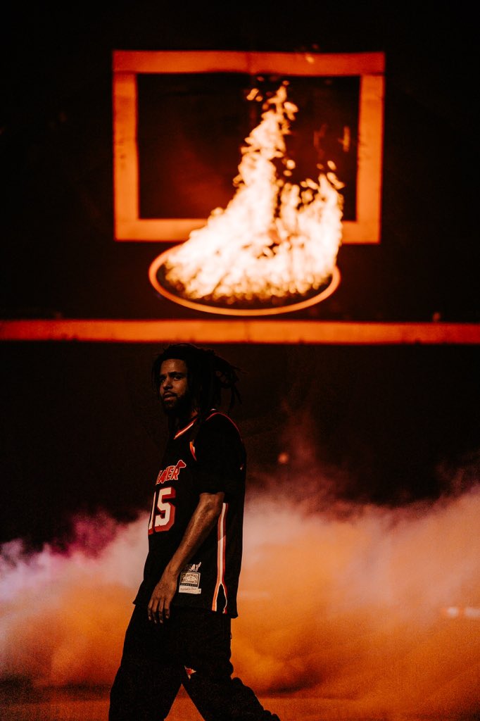 Who’s pulling up to #TheOffSeasonTour ? <a href="/JColeNC/">J. Cole</a> 🔥🏀 drop a comment 👇🏾