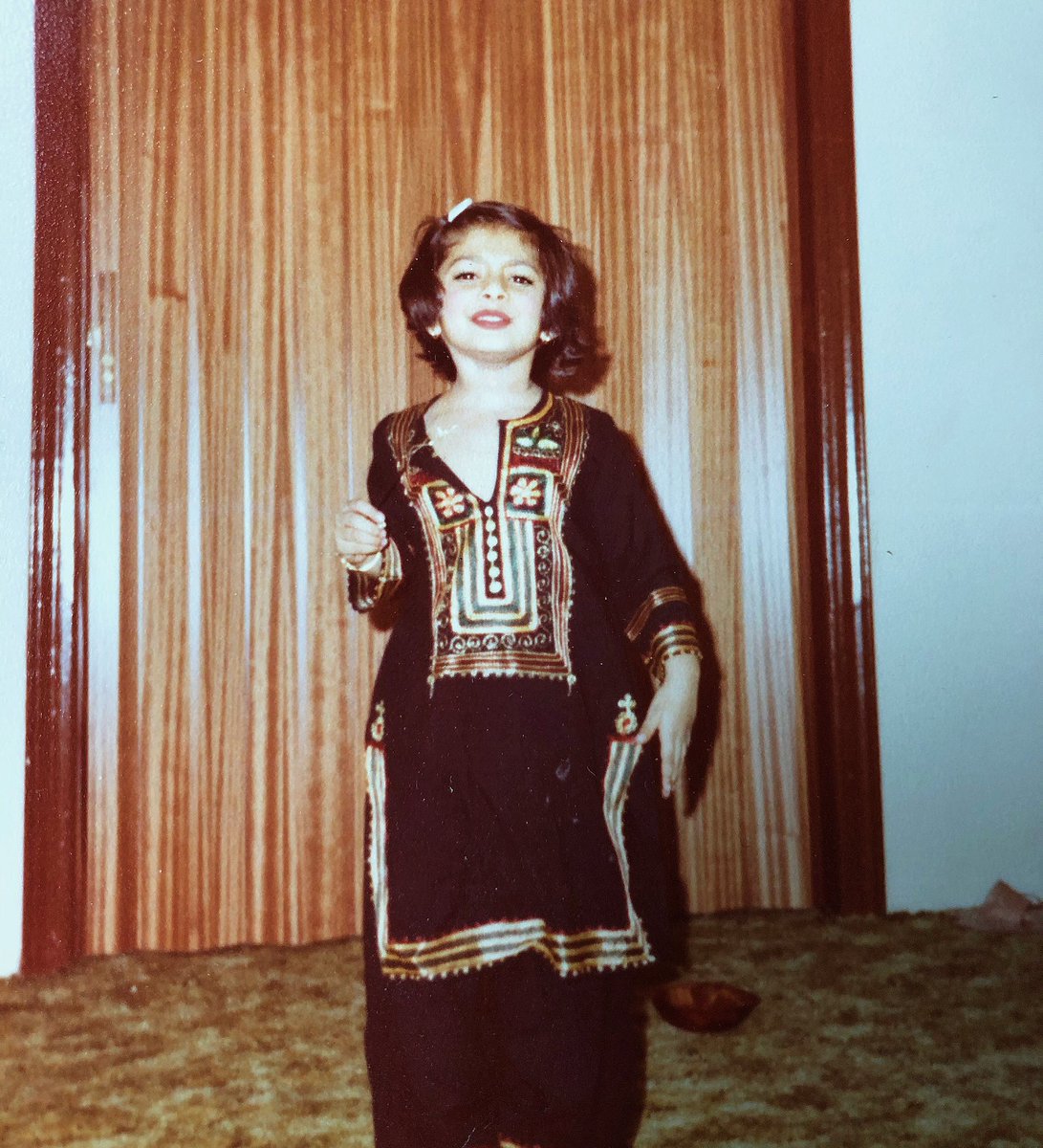 NatashaFatah's tweet image. My Afghan Clothes.
#DoNotTouchMyClothes 
#AfghanistanCulture #AfghanWomen #AfghanistanWomen #DoNotRecognizeTaliban
#SouthAsia