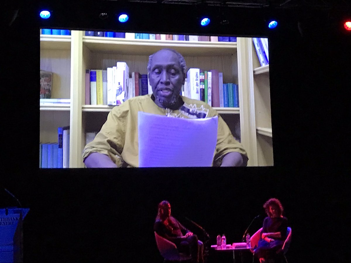 “We must translate, we must fight for the right to write” – fascinating discussion on the politics of translation at the @southbankcentre by @englishpen mediated by @official_foz with @meenakandasamy, @SashaDugdale and Ngũgĩ wa Thiong'o! @PENamerica @BTC_literature @WritersCentre