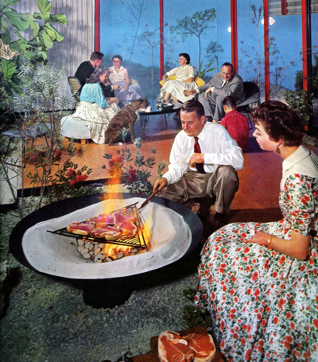 Cookin’ Them Steaks in Style 
​
​#1950sstyle #1950s #50sstyle #50s #party #vintage #1950sfashion #50sfashion #vintagefashion #style #event #nightlife #steak #grill